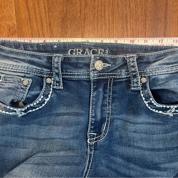 Grace in LA Women's Western Horseshoe Rose Embroidered Bootcut Stretch Jeans 27 - Picture 10 of 11